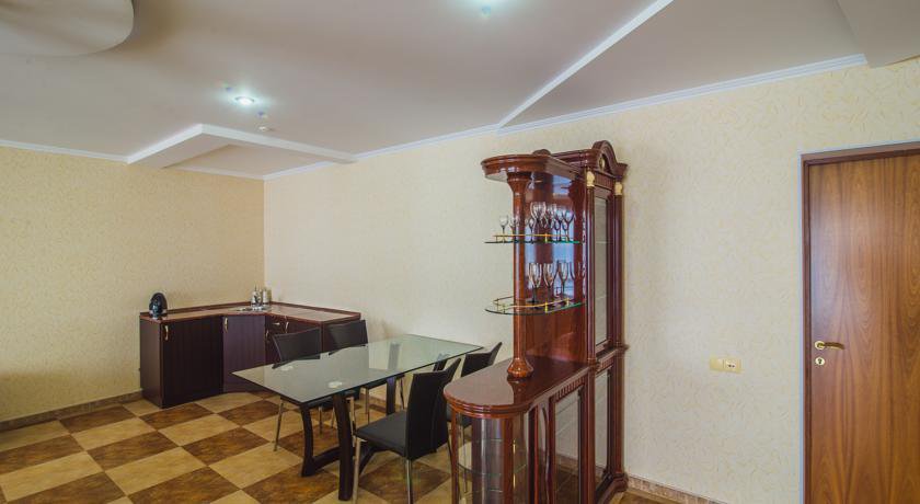 Гостиница Лотос Утес